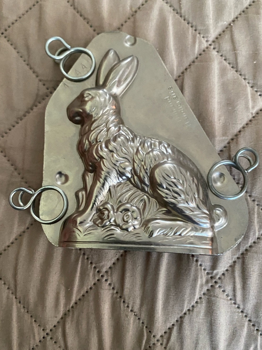 Vintage Holland Handicrafts Rabbit 4044 Bunny Chocolate Mold - Picture 3 of 10